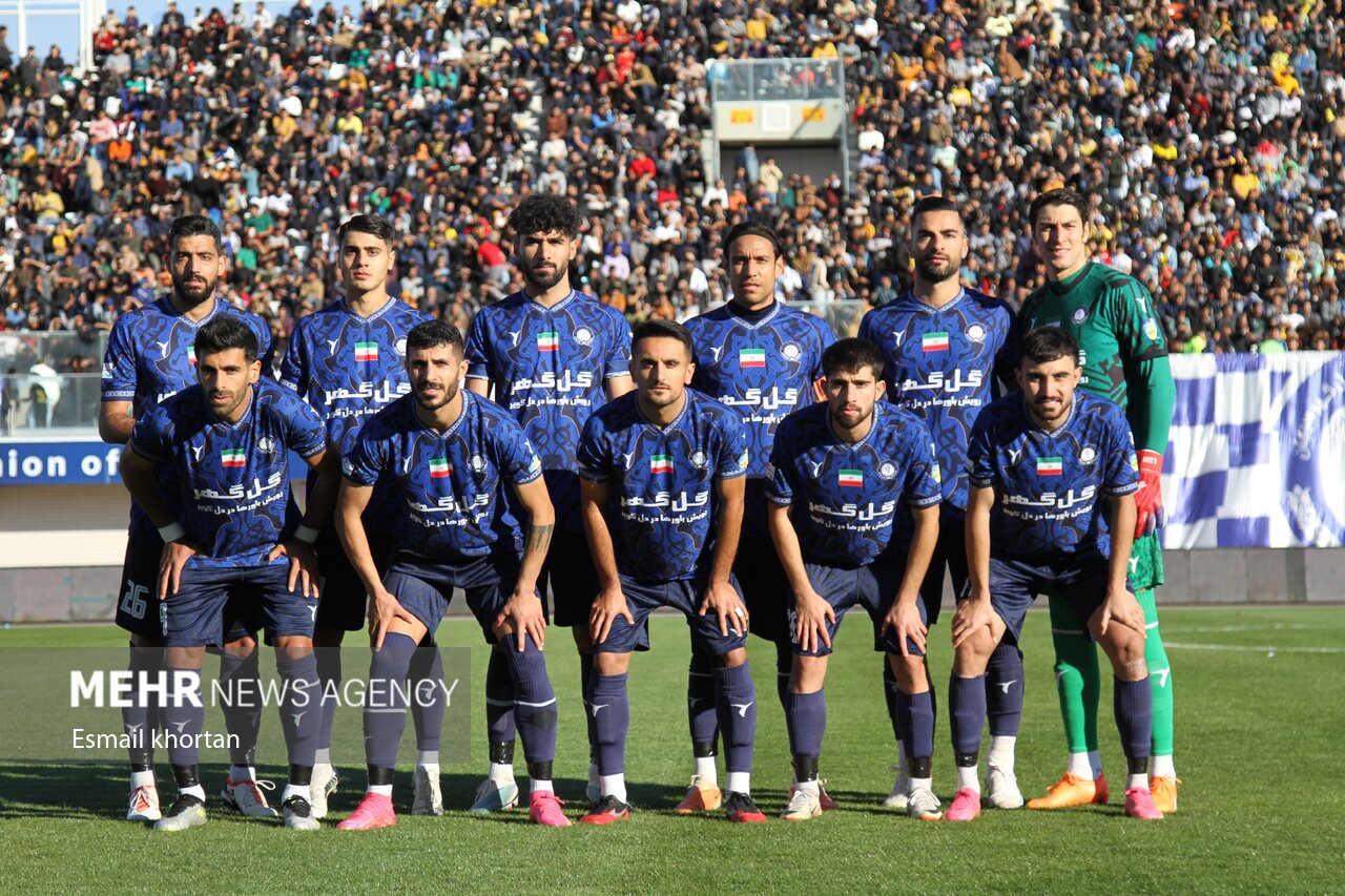هدیه بزرگ گل‌گهر به استقلال و پرسپولیس/ سپاهان در سیرجان باخت